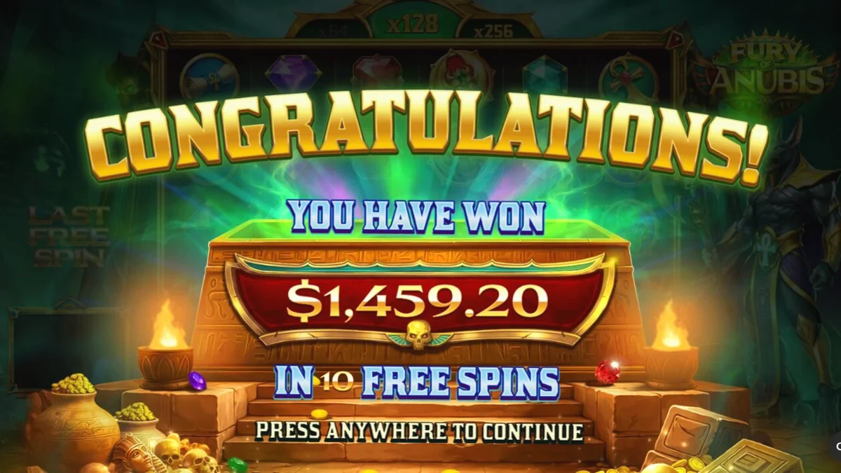 Fury of Anubis slot game interface na may madilim na Egyptian theme.